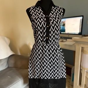 Office dress.  Simple but beautiful.